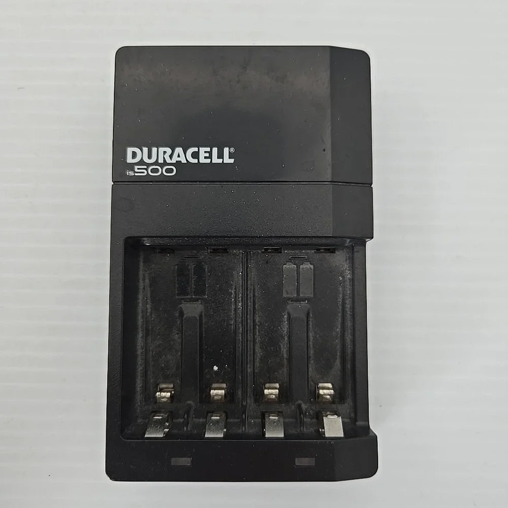 Duracell CEF7NA1 is500 NiMH Class 2 4 Slot‎ Battery Charger Wall Plug